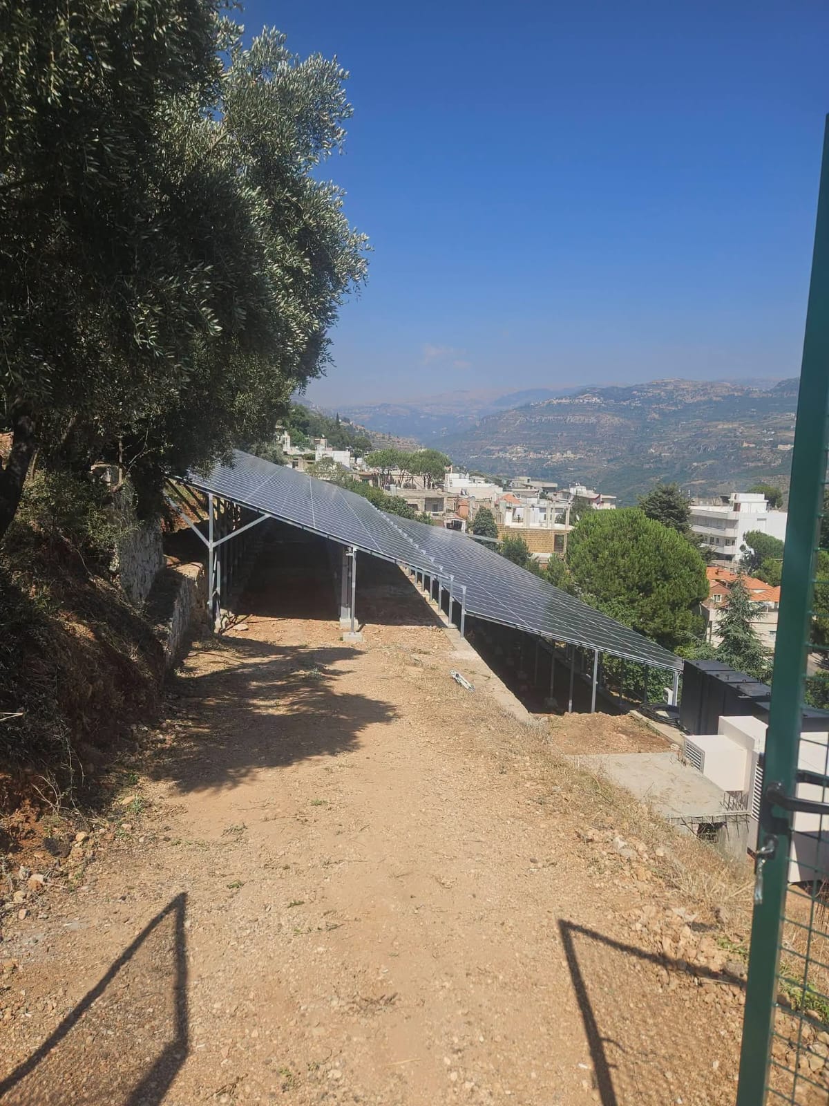 رشميا تفتتح حقل الطاقة الشمسية كنموذج رائد للشراكة المحلية في إنتاج الطاقة النظيفة... رشميا تفتتح حقل الطاقة الشمسية كنموذج رائد للشراكة المحلية في إنتاج الطاقة النظيفة...